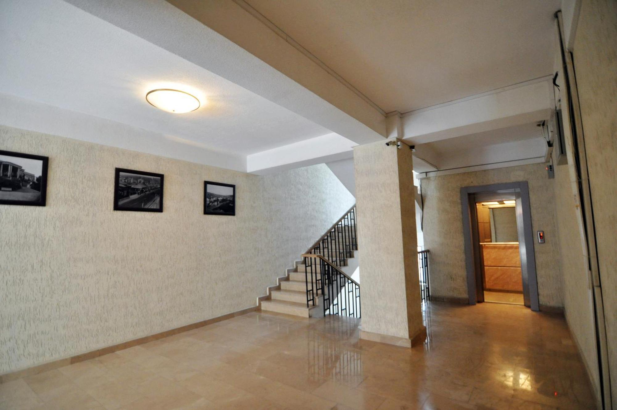 Two Bedroom Apartment In The City Center Tiflis Dış mekan fotoğraf